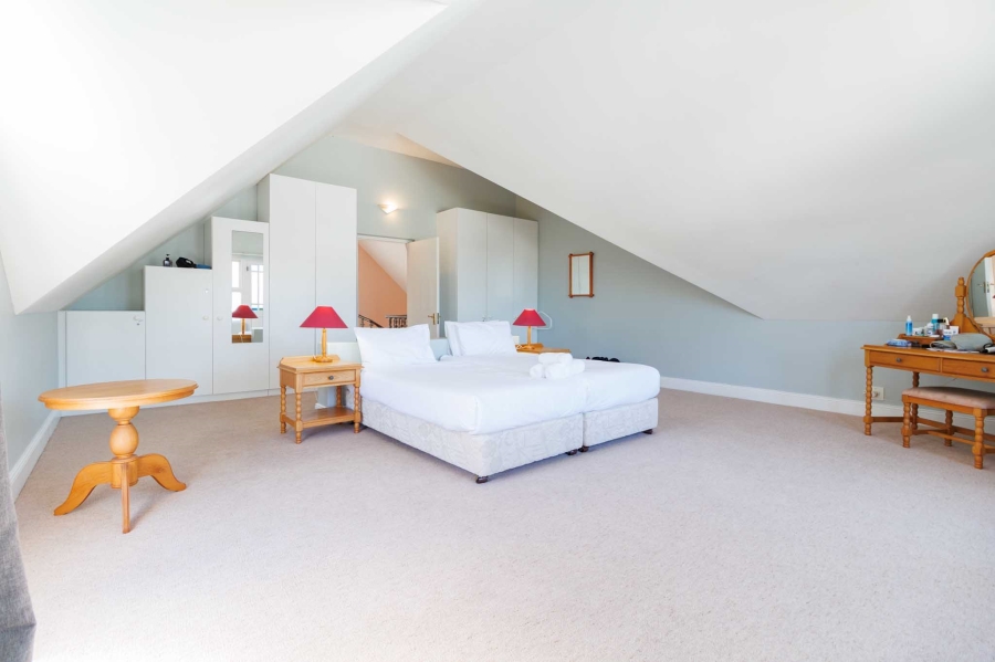 To Let 3 Bedroom Property for Rent in Hout Bay Western Cape